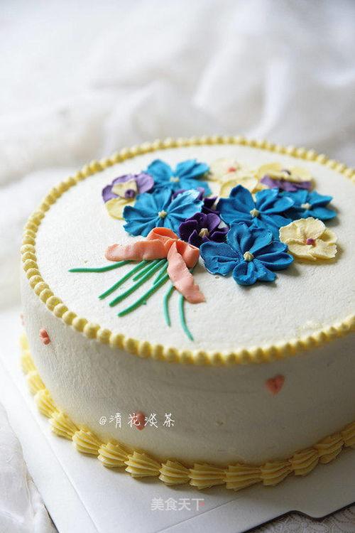 网红款妈妈蛋糕鲜花图案,鲜花图案点亮甜蜜时光